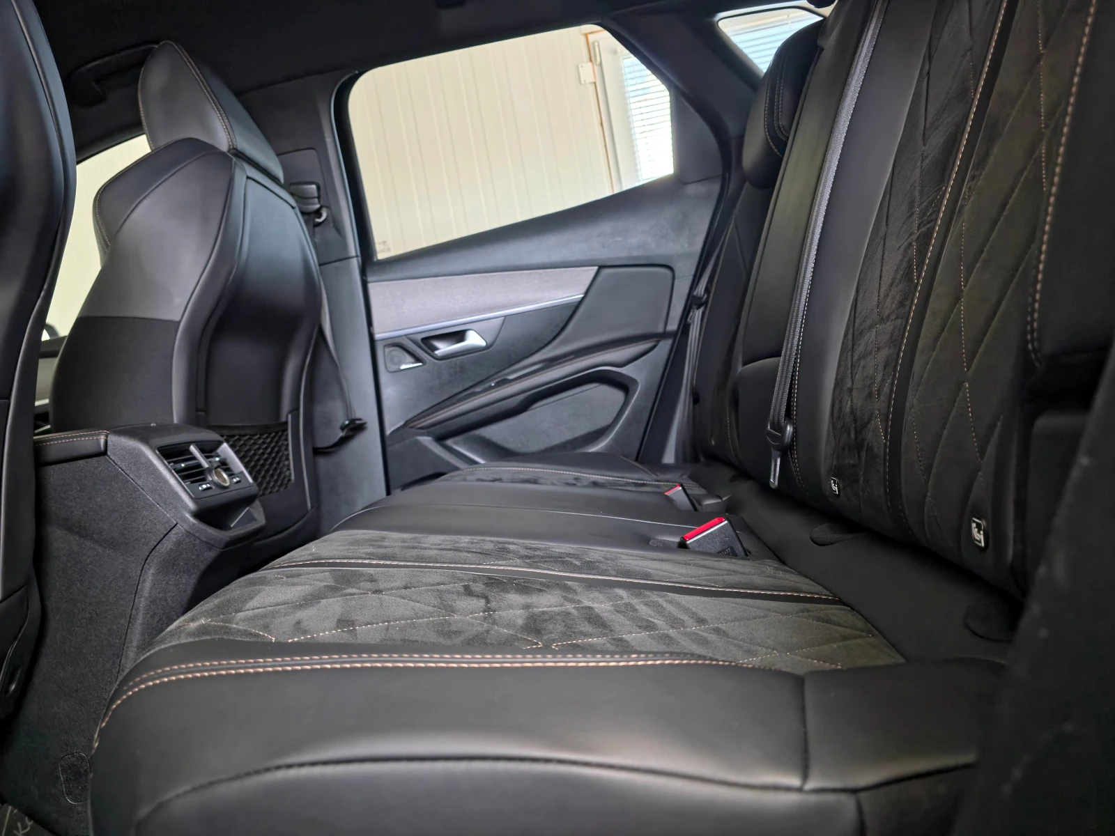 Peugeot 3008 2. 0 GT BLUEHDi 181 S&S EAT8 | Mobile.bg � ����������� 11