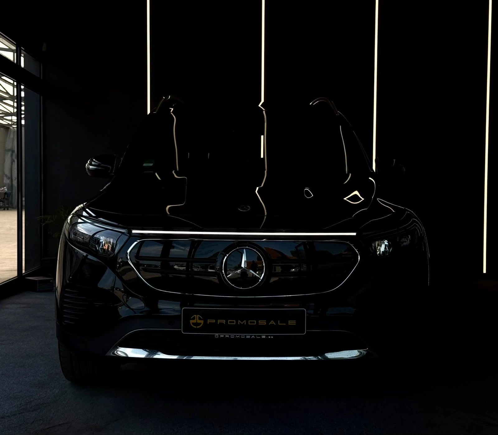Mercedes-Benz EQB AMG* 7 МЕСТЕН* ГАРАНЦИЯ* ОБСЛУЖЕН* ЛИЗИНГ, снимка 3 - Автомобили и джипове - 55315370