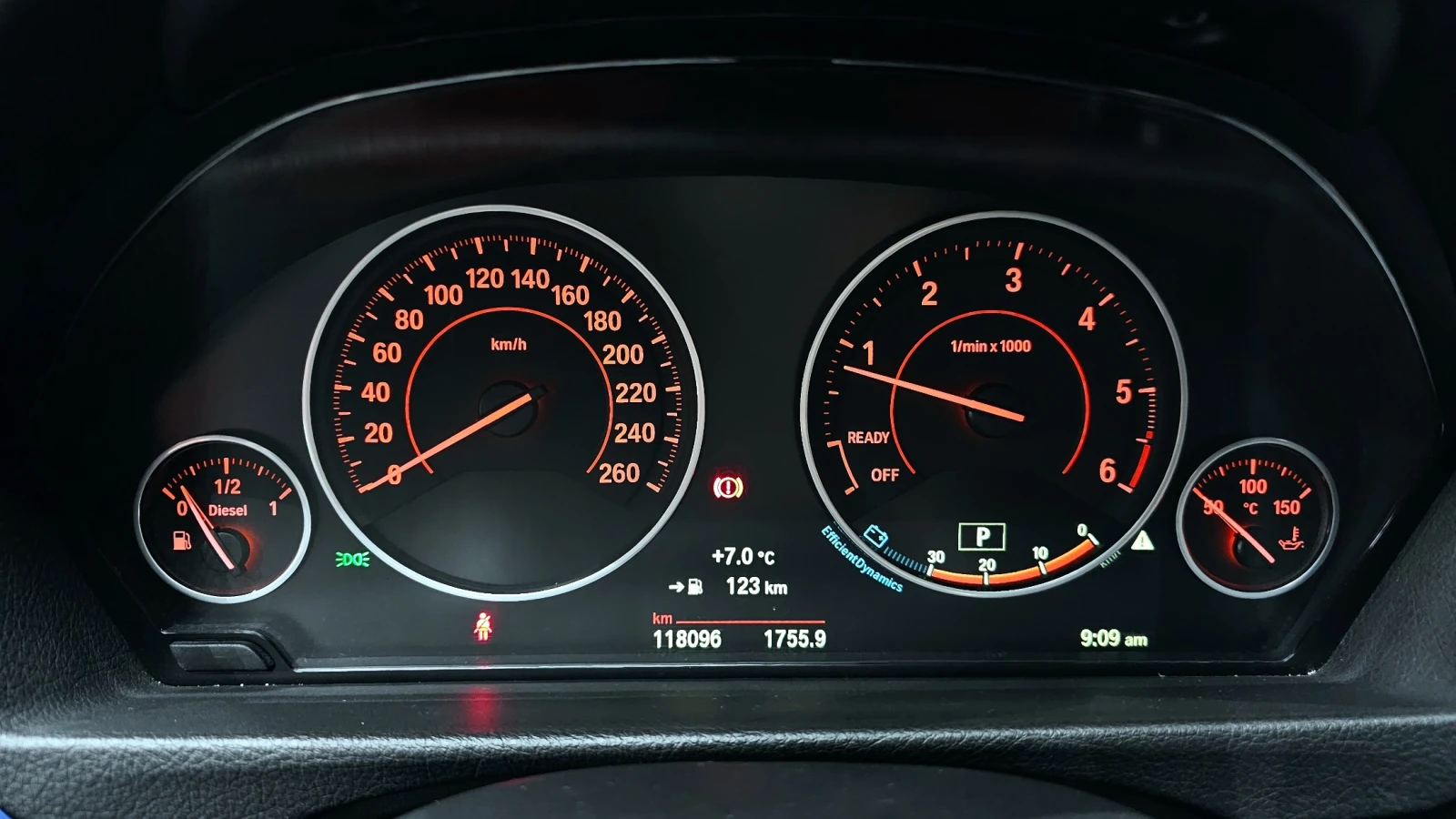BMW 320 M PERFORMANCE EDITION* HUD, снимка 12 - Автомобили и джипове - 55372195