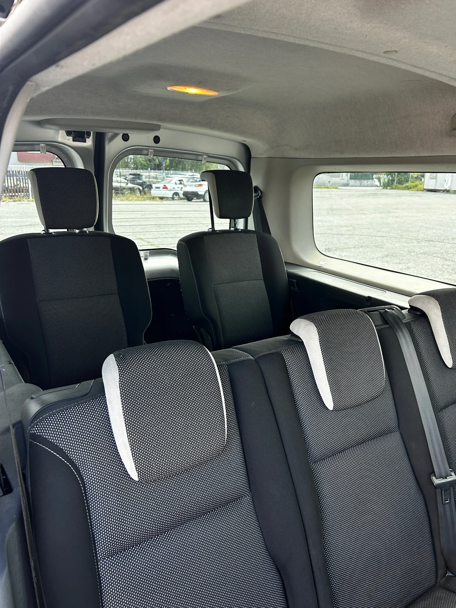 Renault Kangoo 1.5 DCI  7 места , снимка 10 - Автомобили и джипове - 55420511