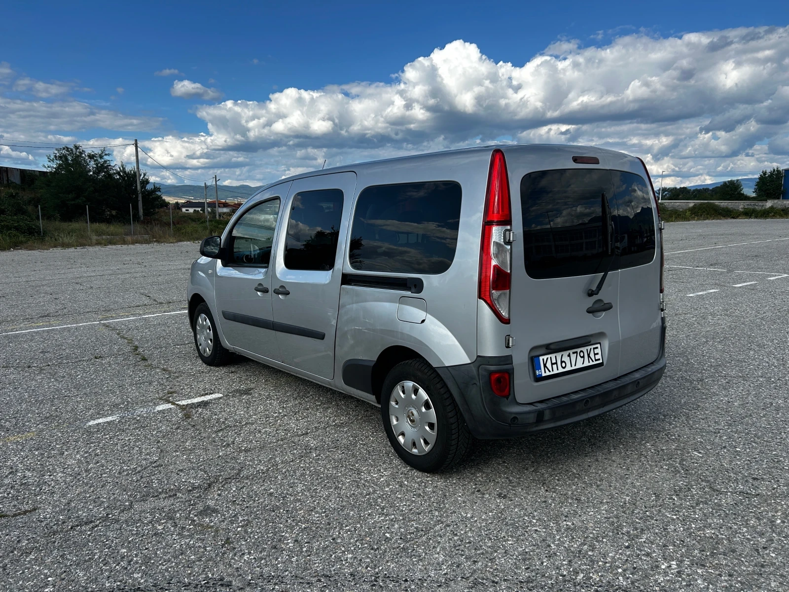 Renault Kangoo 1.5 DCI  7 места , снимка 4 - Автомобили и джипове - 55420511