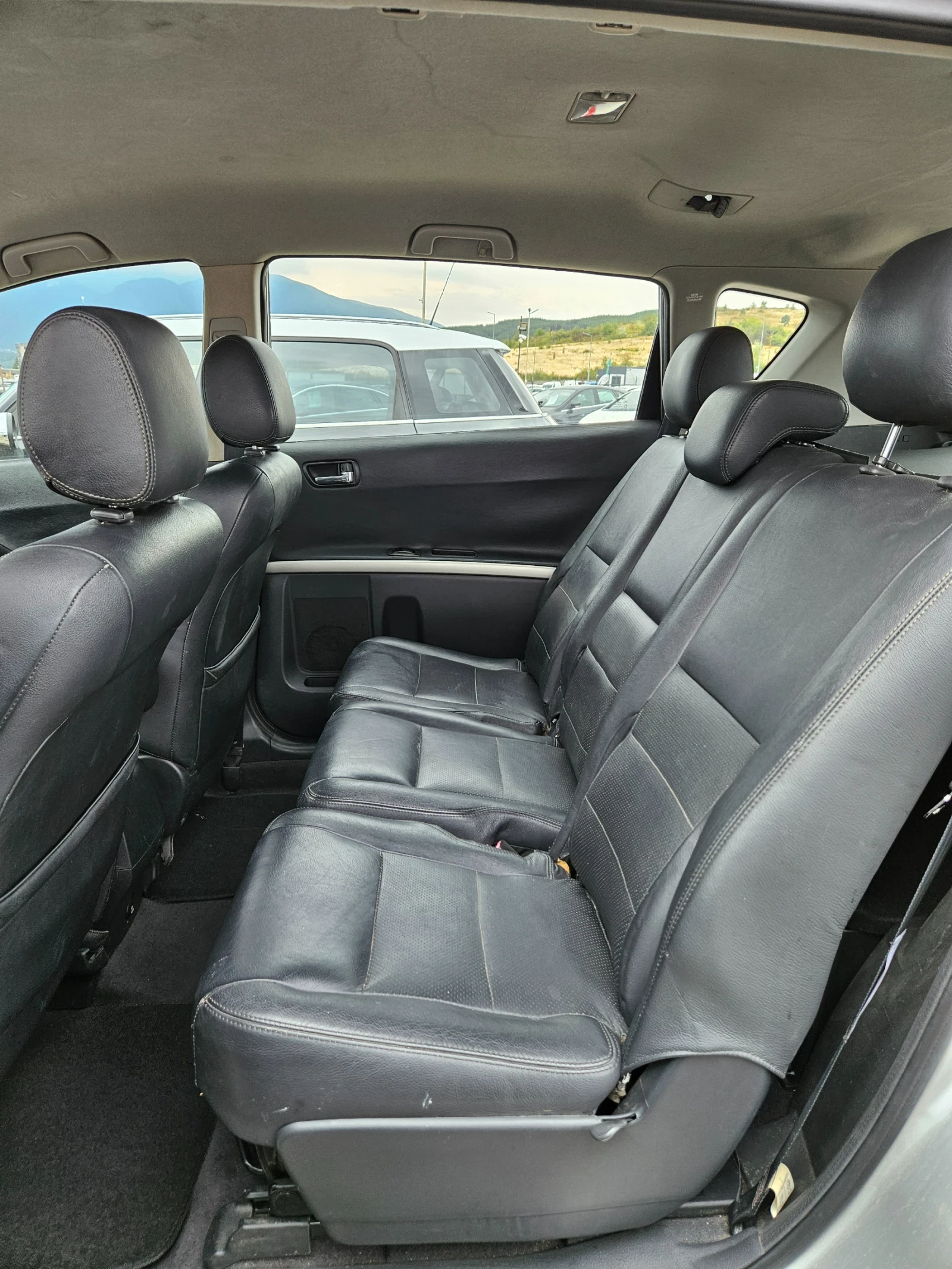 Toyota Corolla verso 2.2 дизел 136к.с, снимка 6 - Автомобили и джипове - 55687675