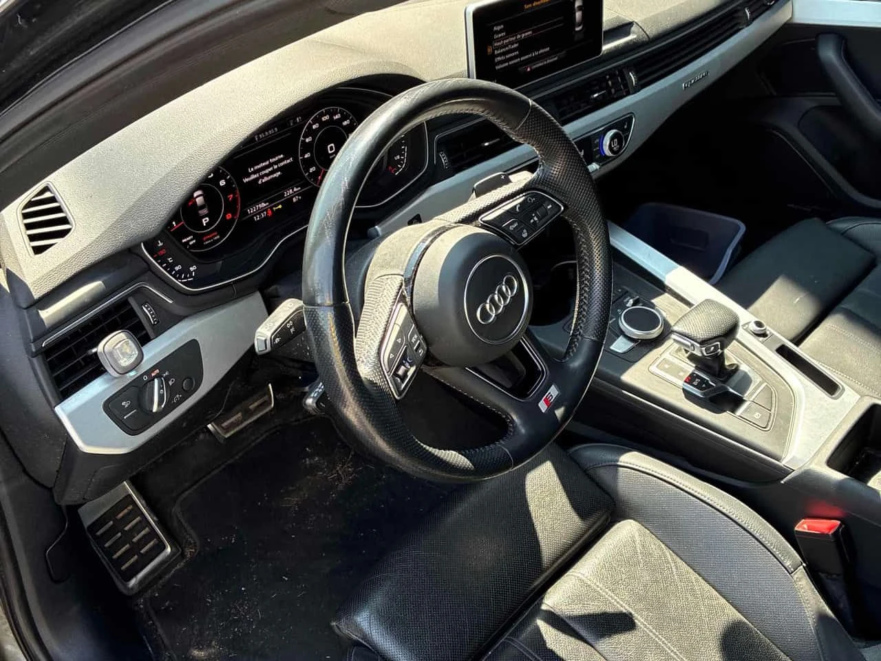Audi A4 * Technik * CARFAX * ОПЦИЯ ЗА ФИНАНСИРАНЕ , снимка 5 - Автомобили и джипове - 55689953