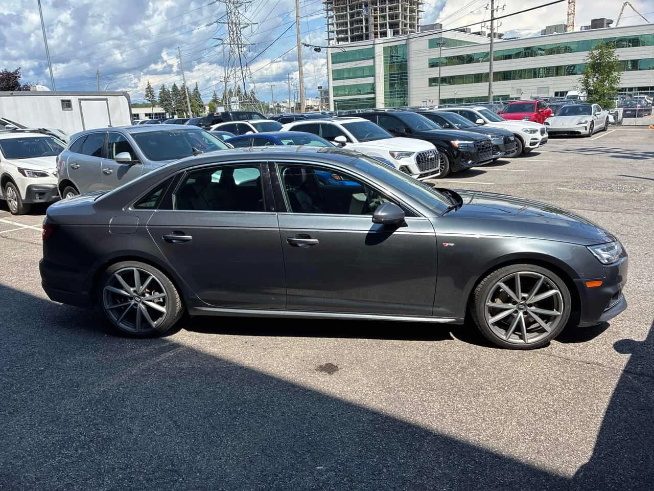 Audi A4 * Technik * CARFAX * ОПЦИЯ ЗА ФИНАНСИРАНЕ , снимка 3 - Автомобили и джипове - 55689953