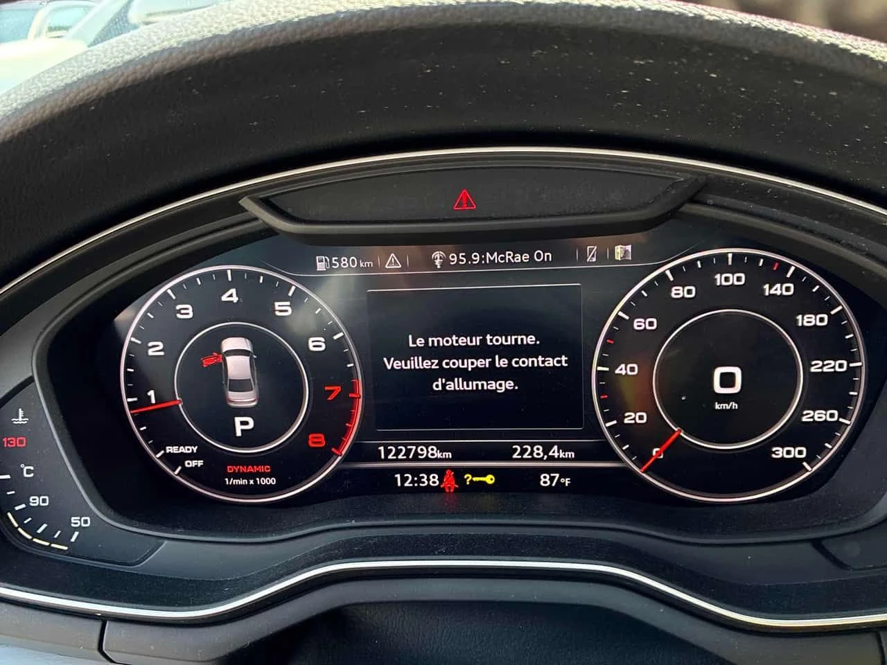 Audi A4 * Technik * CARFAX * ОПЦИЯ ЗА ФИНАНСИРАНЕ , снимка 8 - Автомобили и джипове - 55689953