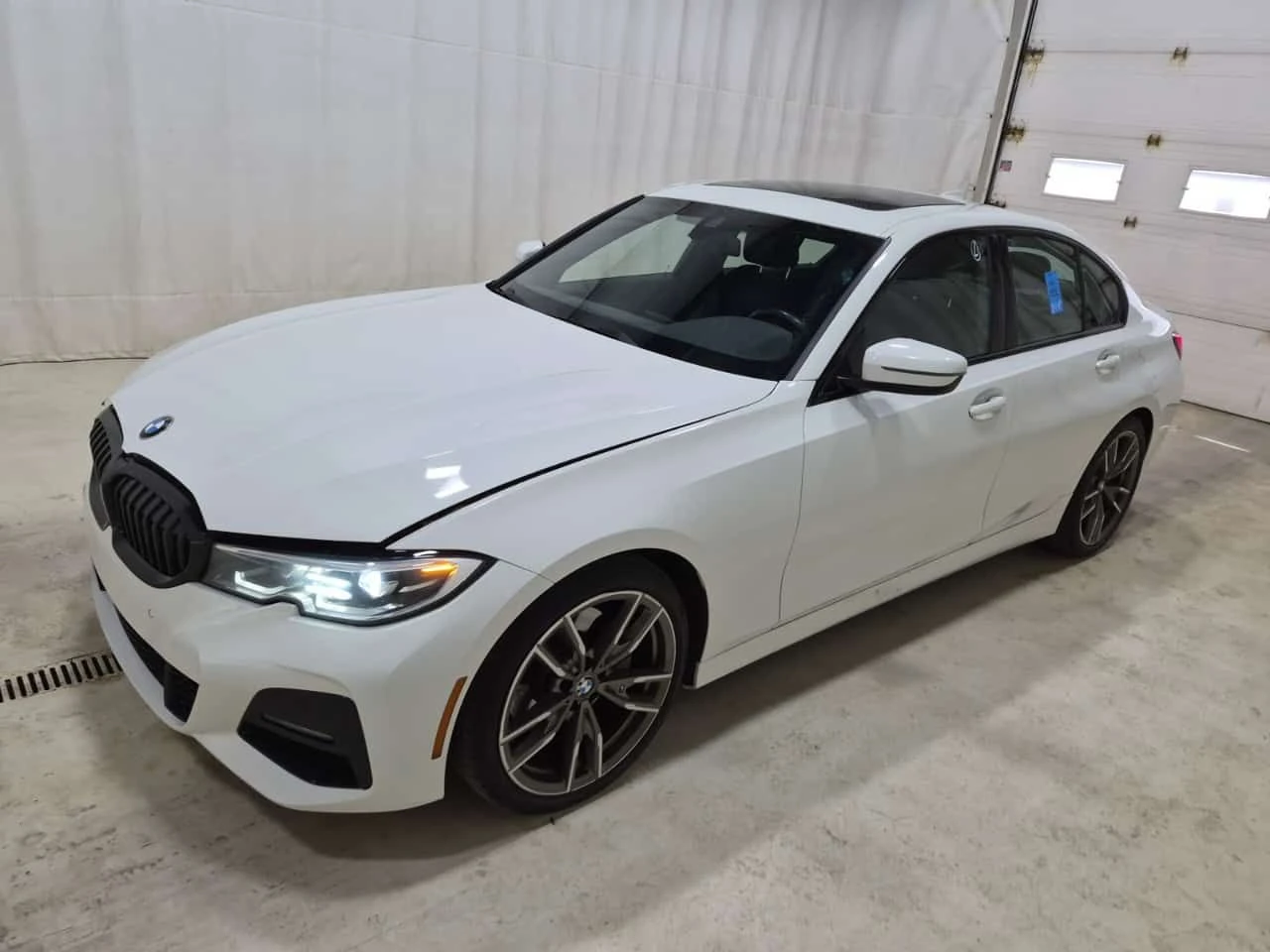 BMW 330 * 330I XDRIVE * CARFAX * БЕЗ ПЪРВОНАЧАЛНА ВНОСКА