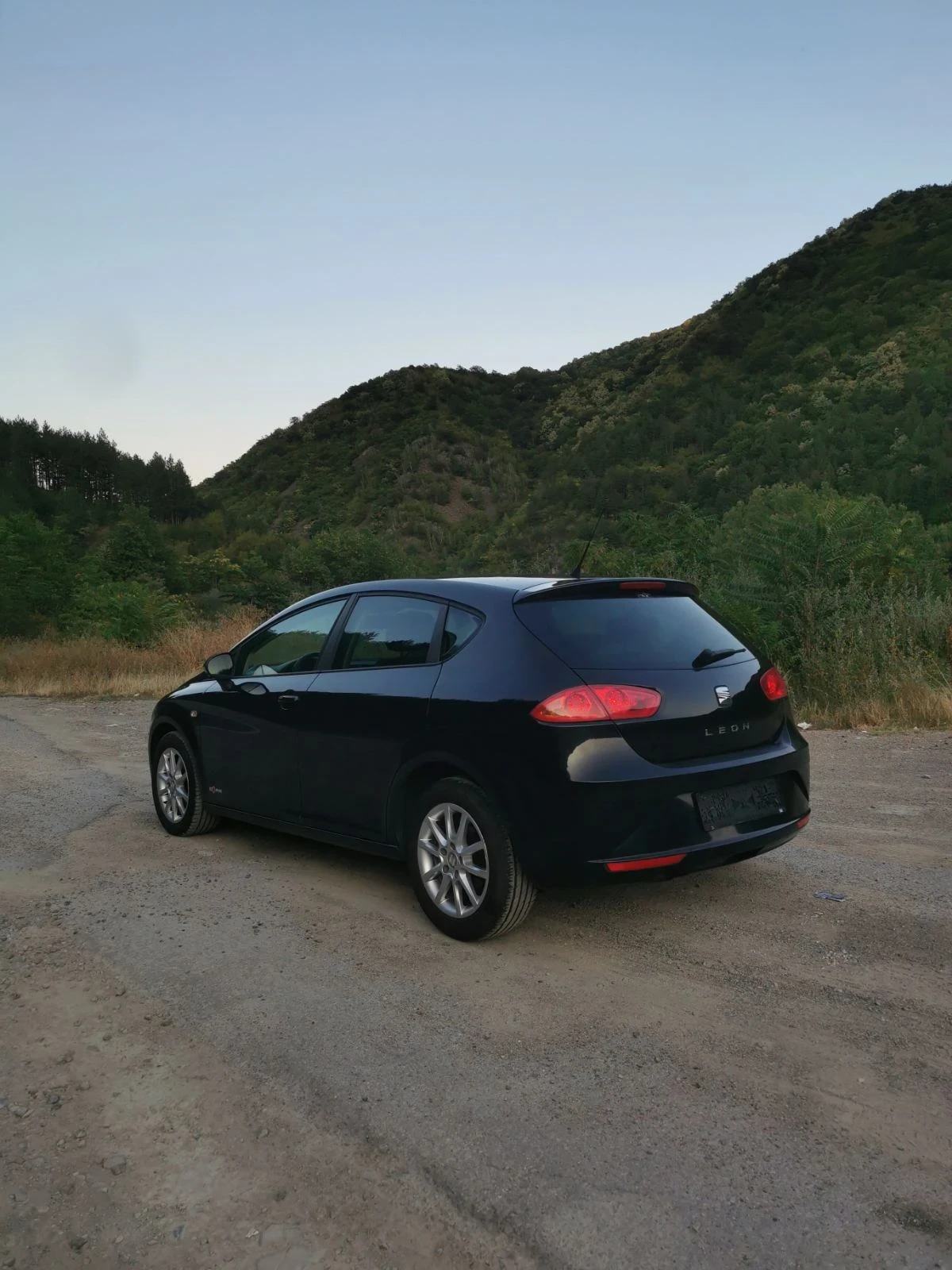 Seat Leon, снимка 3 - Автомобили и джипове - 55781103