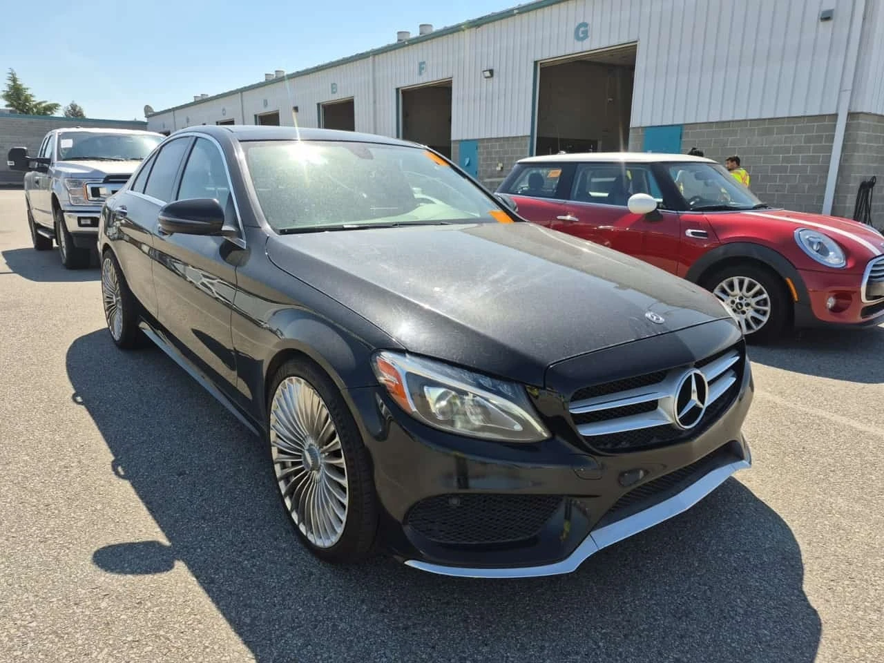 Mercedes-Benz C 300 * CARFAX * ОПЦИЯ ЗА ФИНАНСИРАНЕ * , снимка 2 - Автомобили и джипове - 55784756