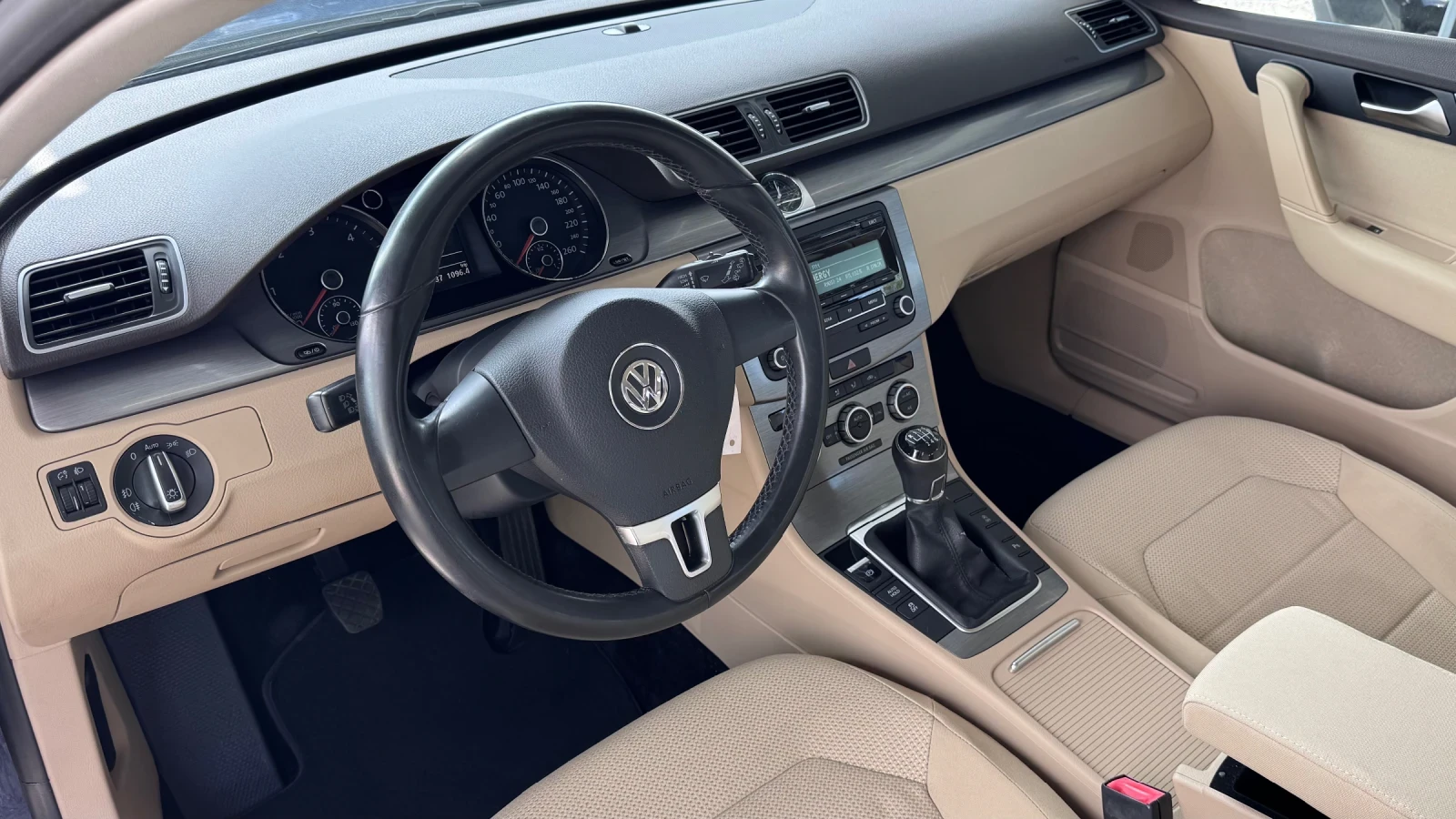 VW Passat 2.0TDI 140кс Bluemotion 162хил.км, снимка 10 - Автомобили и джипове - 55823351
