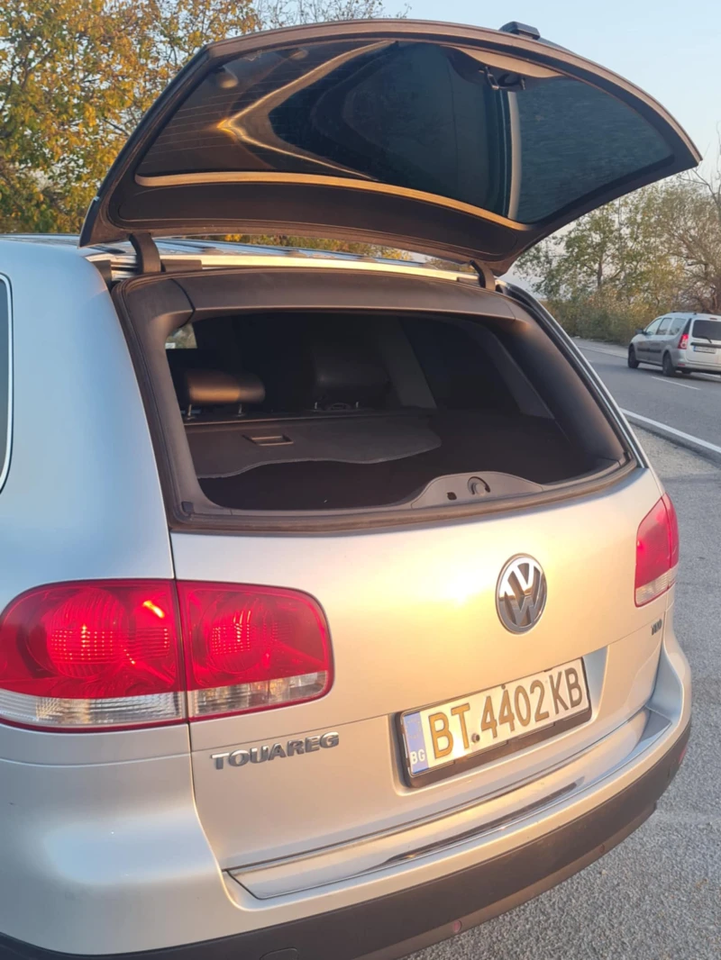 VW Touareg, снимка 6 - Автомобили и джипове - 48603681