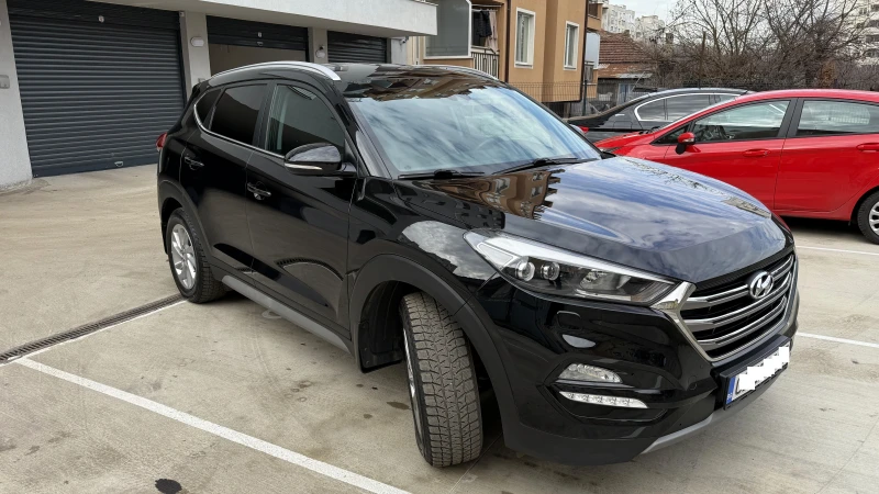 Hyundai Tucson, снимка 2 - Автомобили и джипове - 48844422