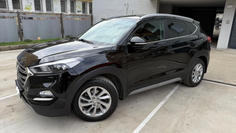 Hyundai Tucson, снимка 6 - Автомобили и джипове - 48844422