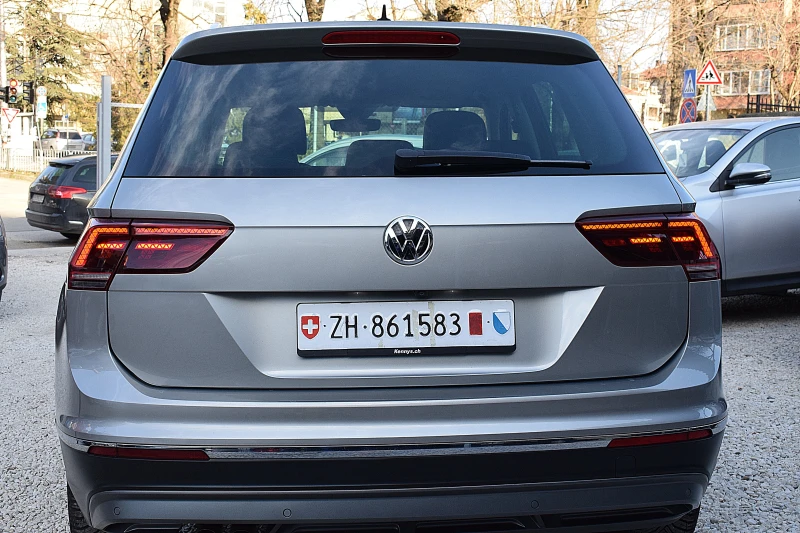 VW Tiguan 2.0ШВЕЙЦАРИЯ-ДИСТРОНИК/КОЖА/НАВИ/LED/LANE ASSIS, снимка 5 - Автомобили и джипове - 49406120