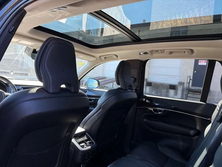 Volvo Xc90 T6 AWD Navigation/Pano Sunroof/Blind Spot Assist/R, снимка 16 - Автомобили и джипове - 53536032