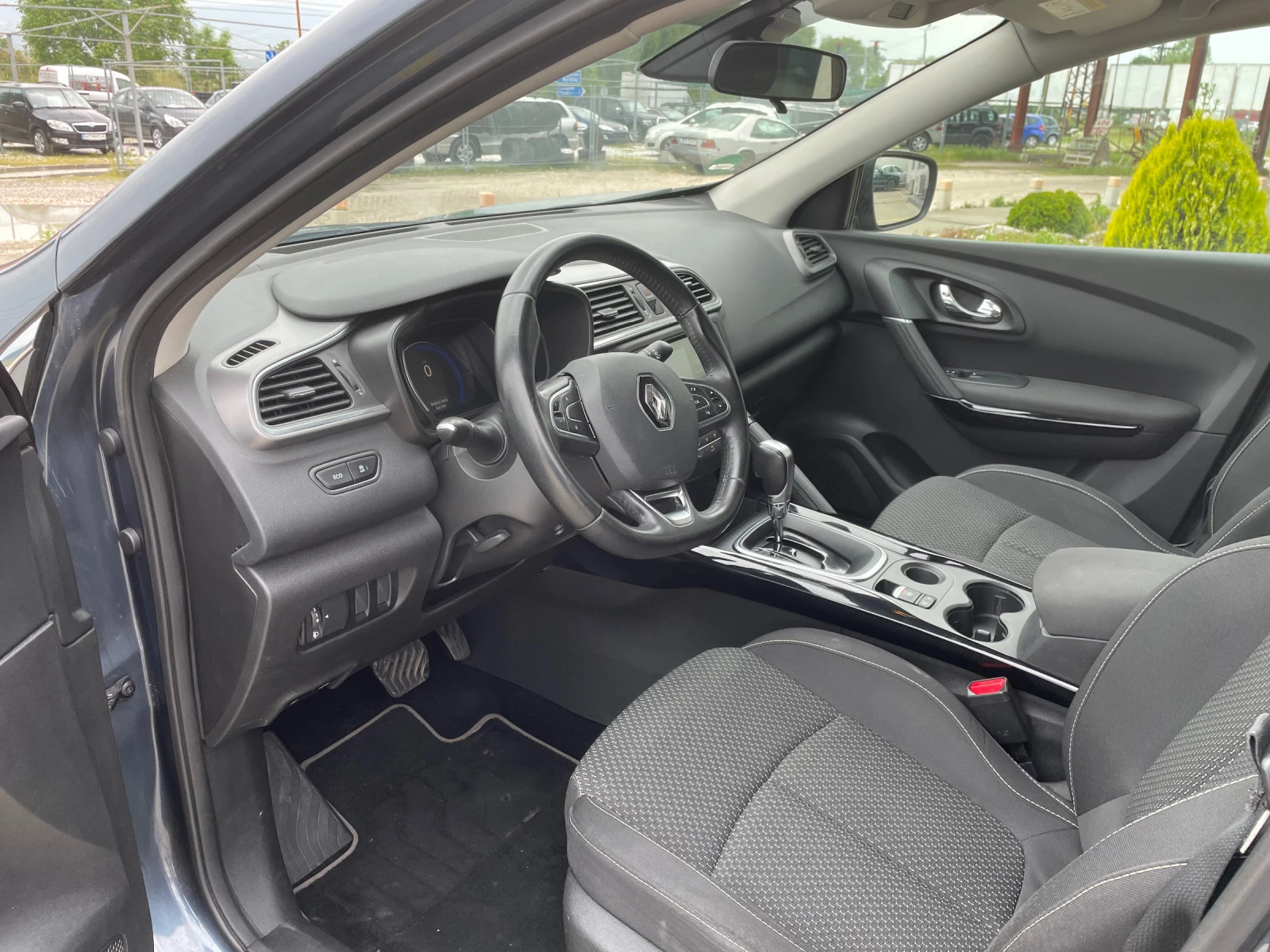 Renault Kadjar 1.5DCI-AUTOMATIC+ NAVI-EURO6B | Mobile.bg — изображение 12