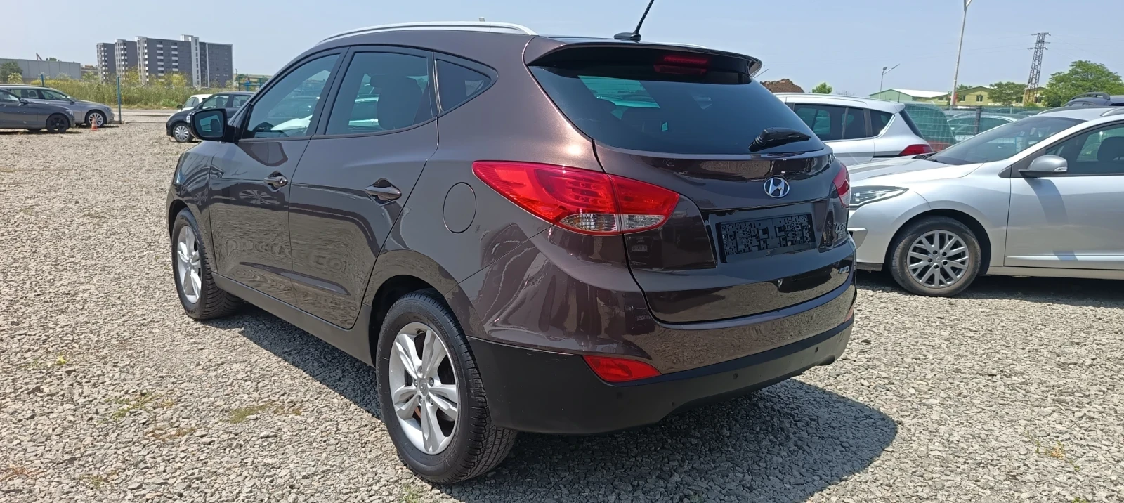 Hyundai IX35 2.0 * 4х4 * Автомат * Панорама * Кожа * Подгрев 4б - изображение 5