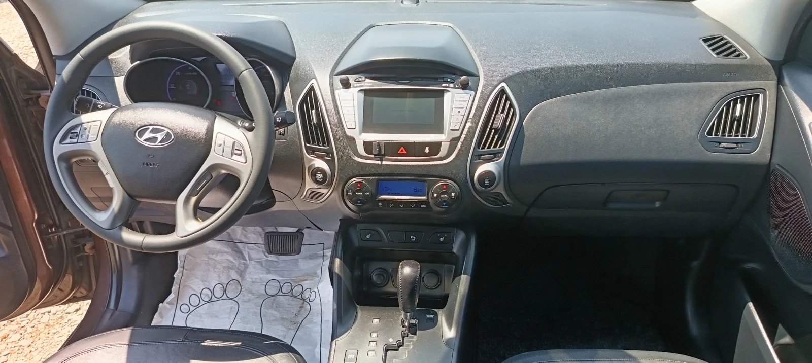 Hyundai IX35 2.0 * 44 *  *  *  *  4 | Mobile.bg   13