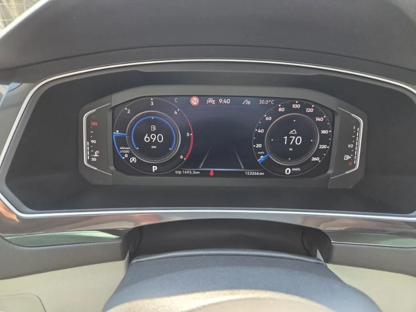 VW Tiguan ELEGANCE 4MOTION - изображение 10