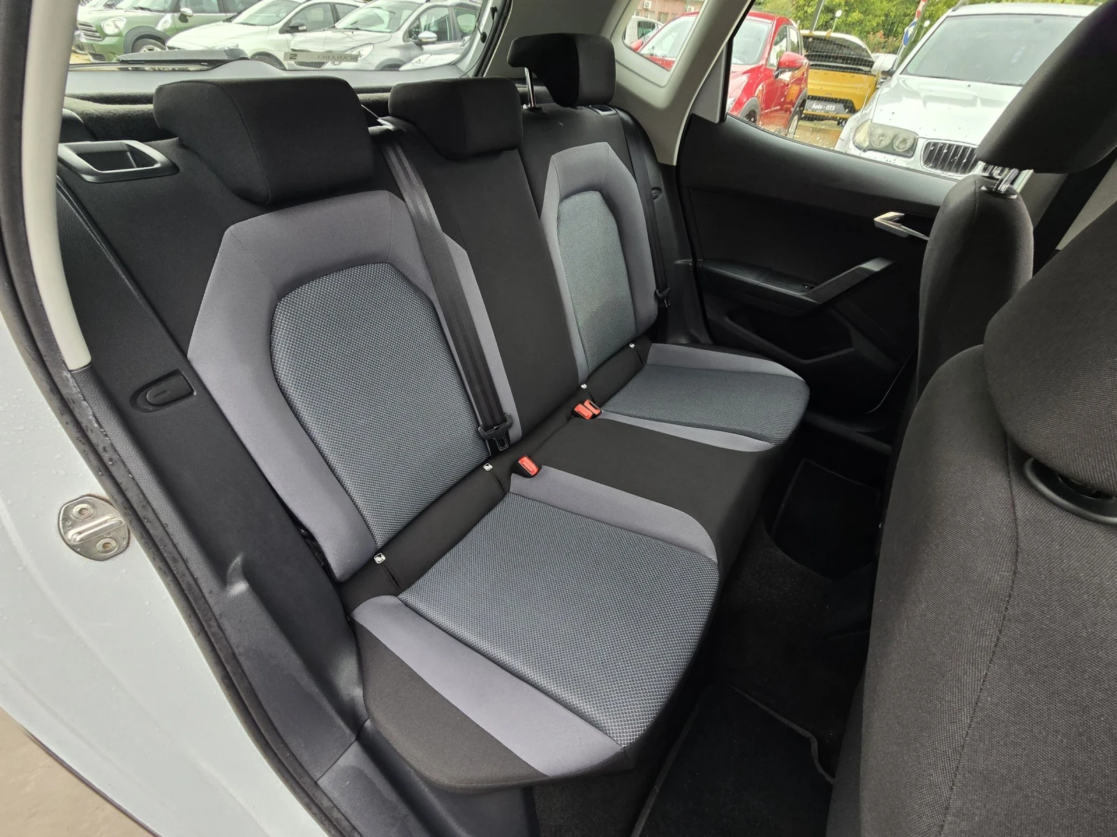 Seat Arona 1.6TDI | Mobile.bg   14