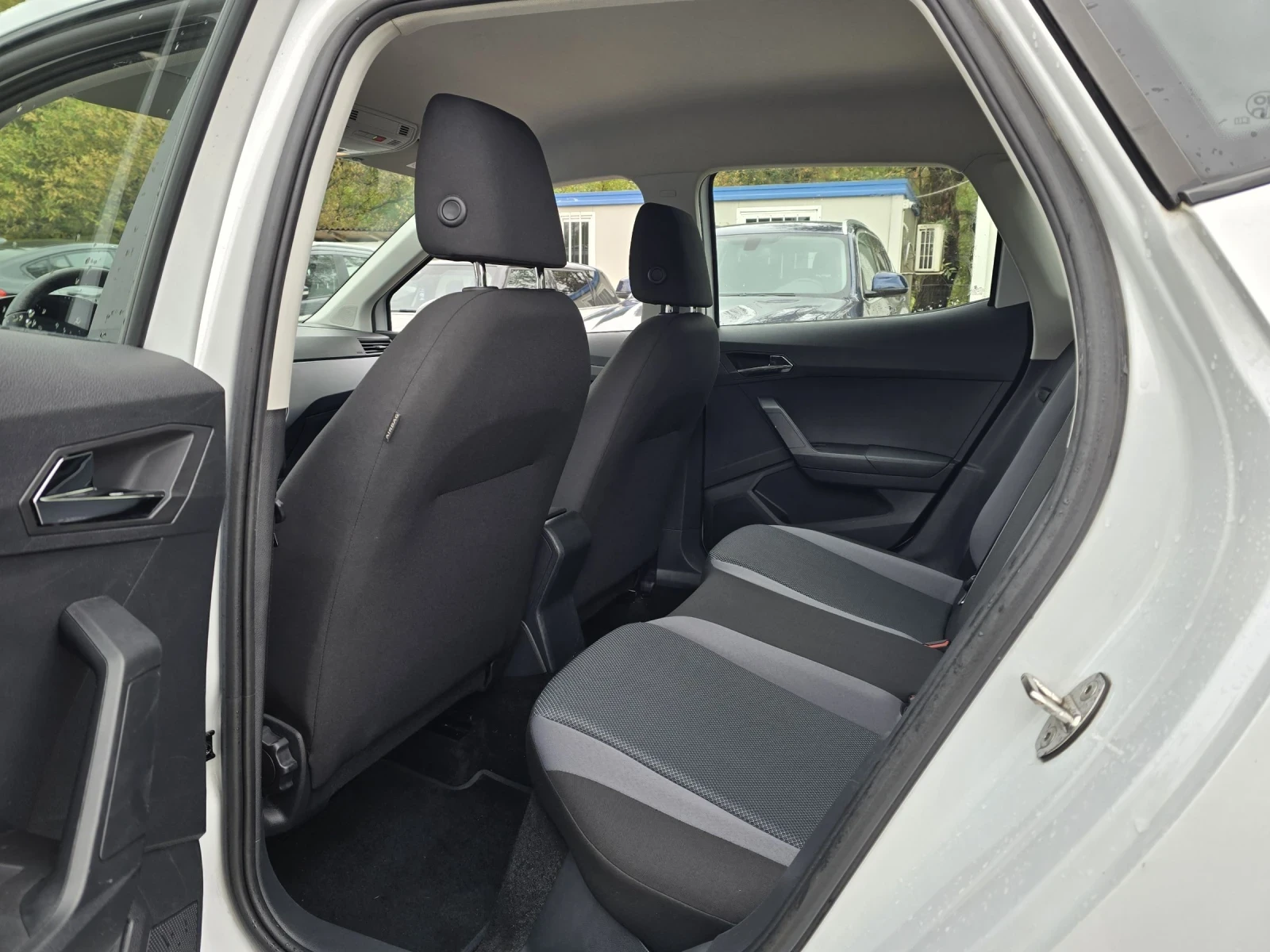 Seat Arona 1.6TDI | Mobile.bg   11