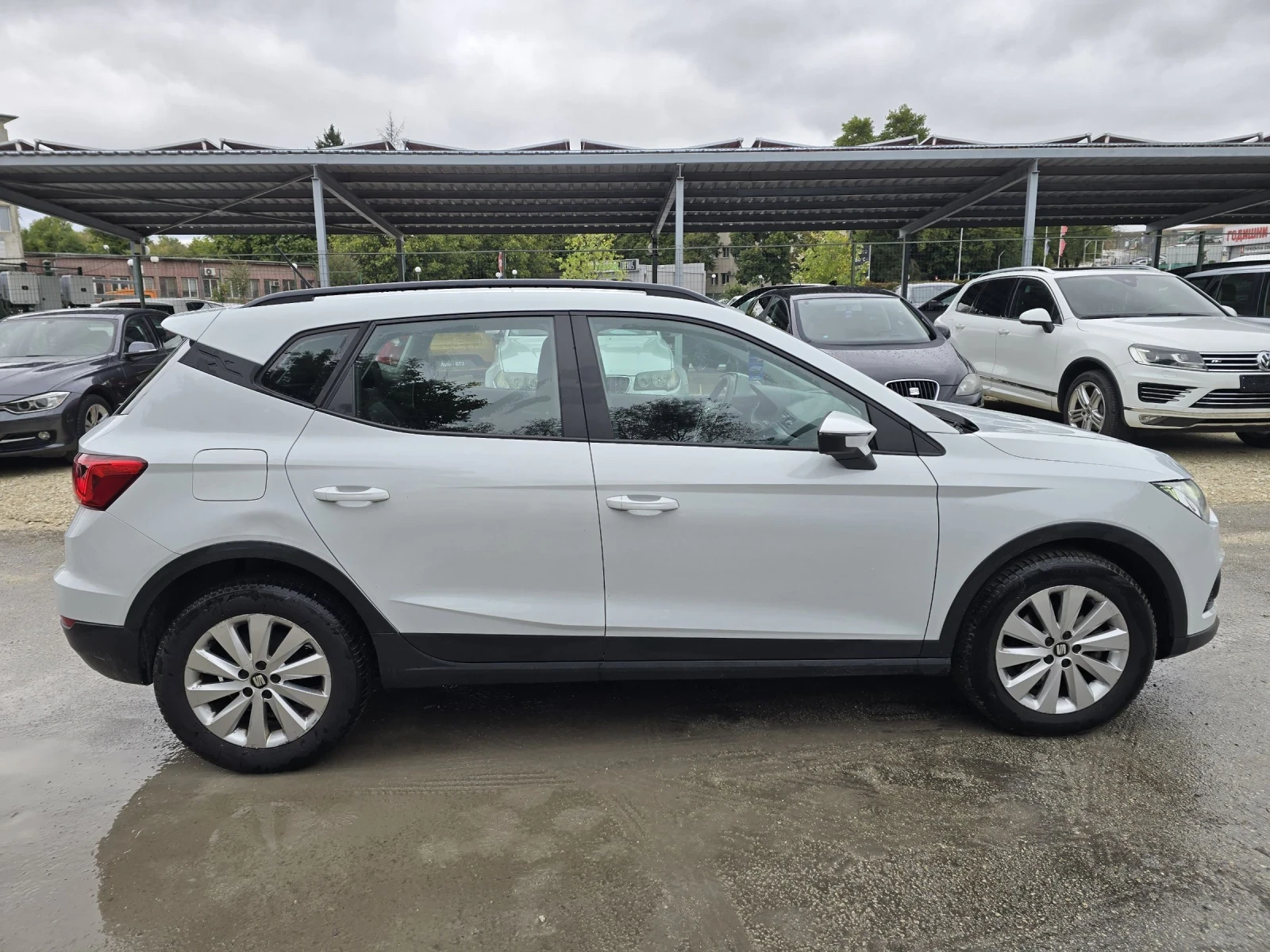 Seat Arona 1.6tdi 95к.с Топ състояние  - изображение 8
