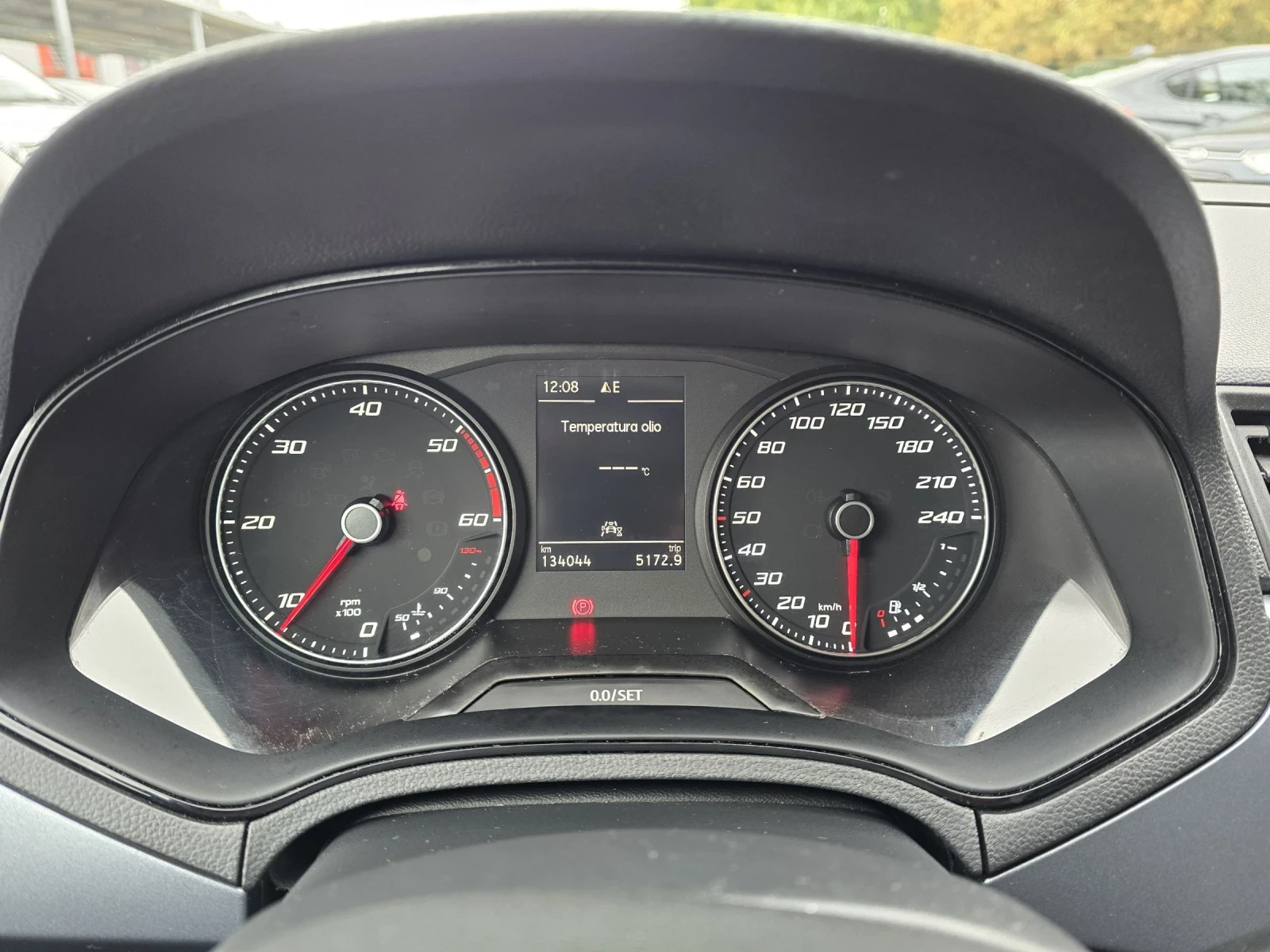 Seat Arona 1.6TDI | Mobile.bg   17