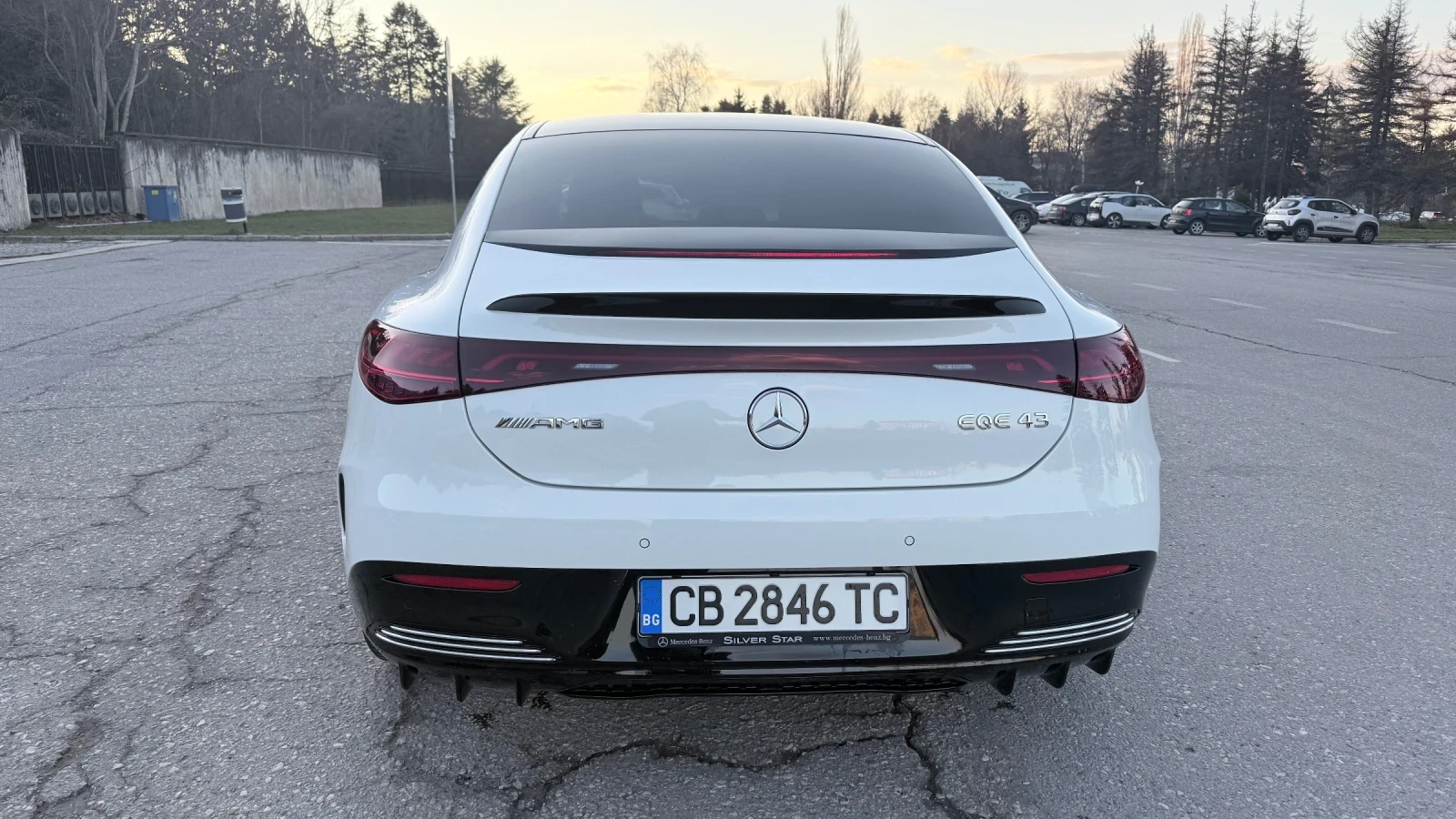 Mercedes-Benz EQE 43 AMG, снимка 7 - Автомобили и джипове - 53700440