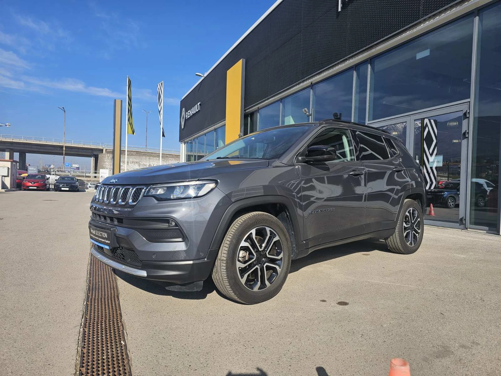 Jeep Compass 1.3 Plug-In Hybrid 130hp 4x4 | Mobile.bg � ����������� 1