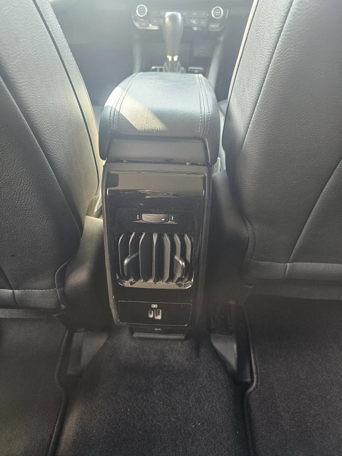 Jeep Compass 1.3 Plug-In Hybrid 130hp 4x4 | Mobile.bg � ����������� 15