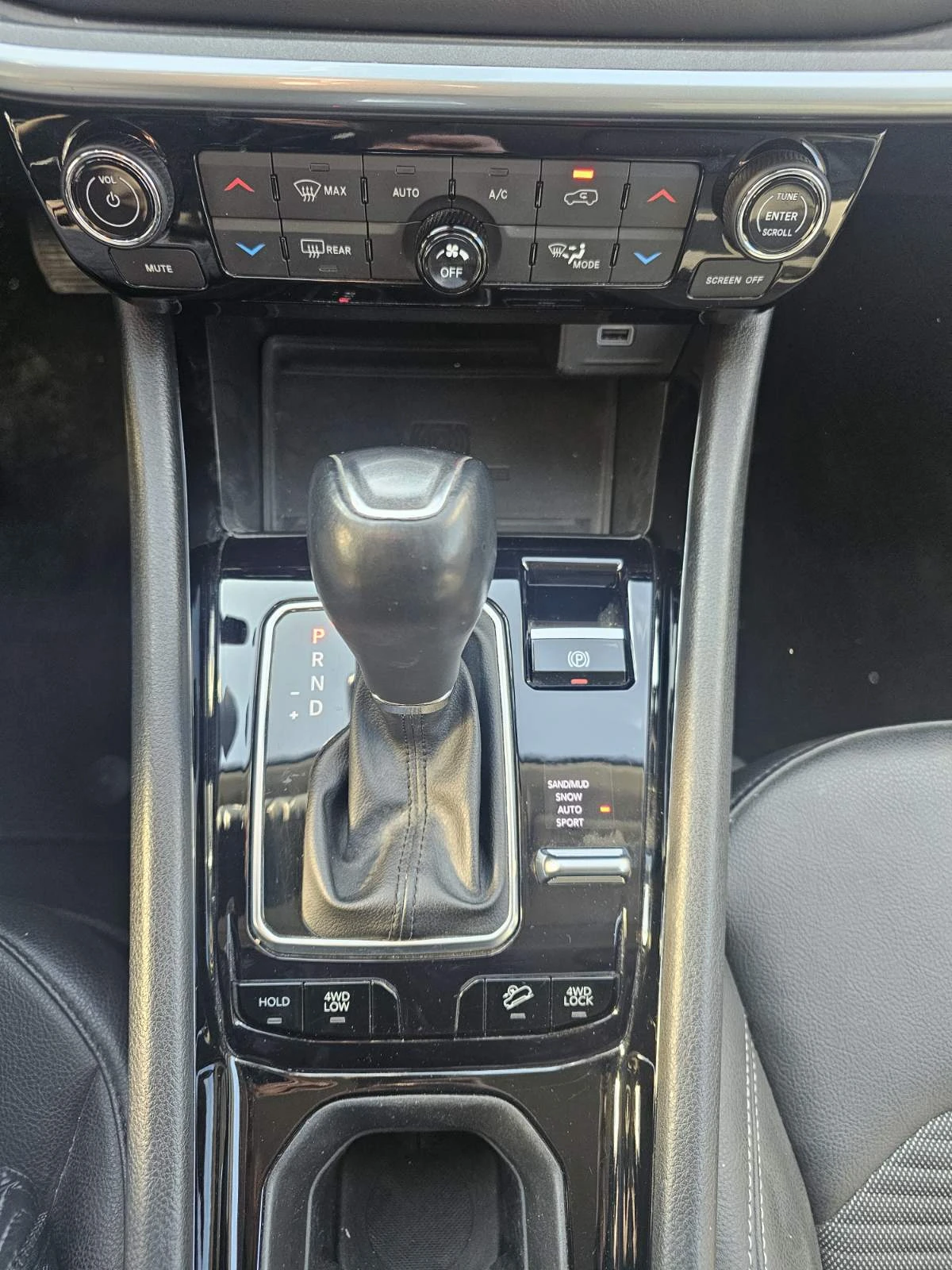 Jeep Compass 1.3 Plug-In Hybrid 130hp 4x4 | Mobile.bg � ����������� 10