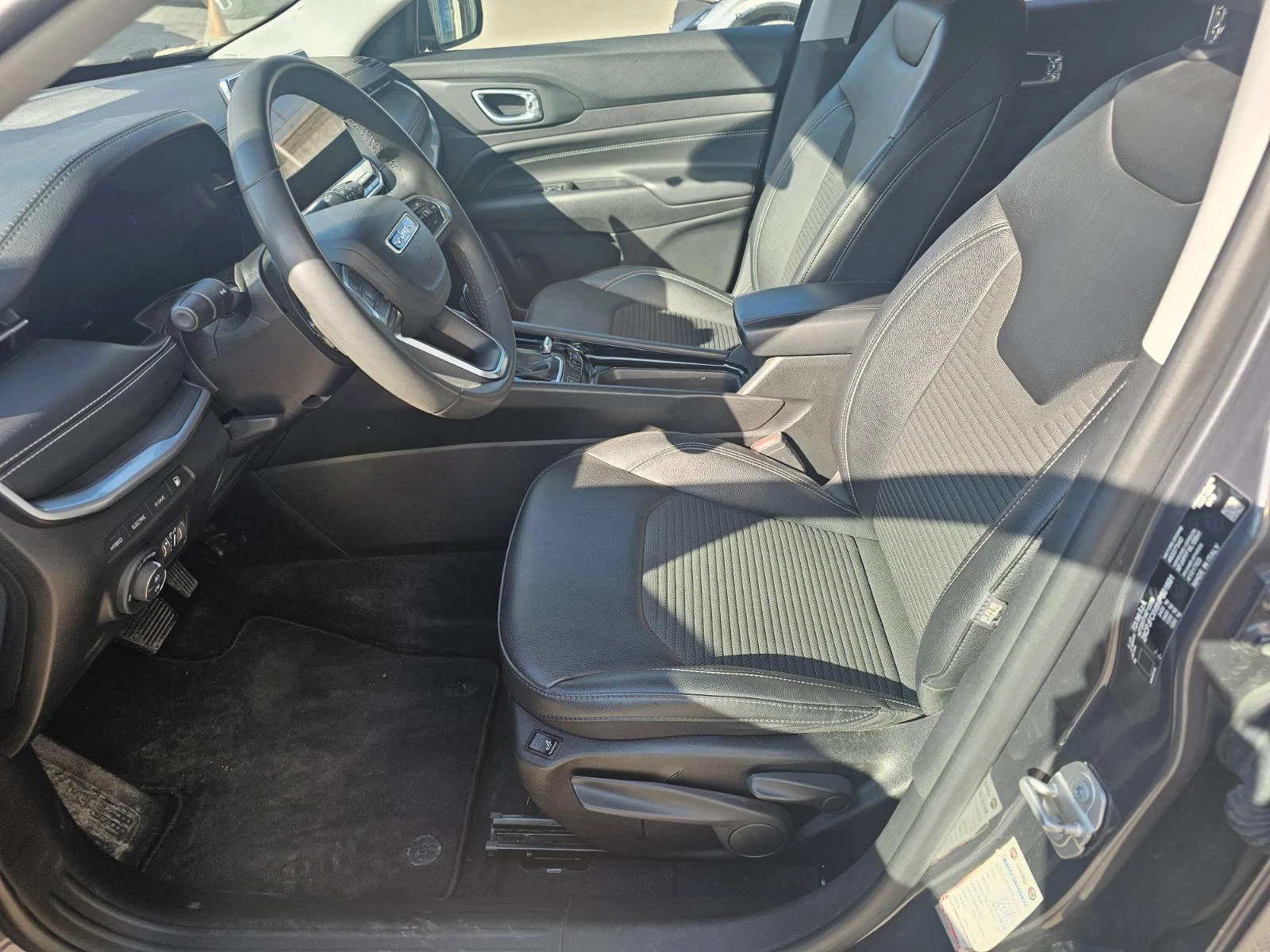 Jeep Compass 1.3 Plug-In Hybrid 130hp 4x4 | Mobile.bg � ����������� 14