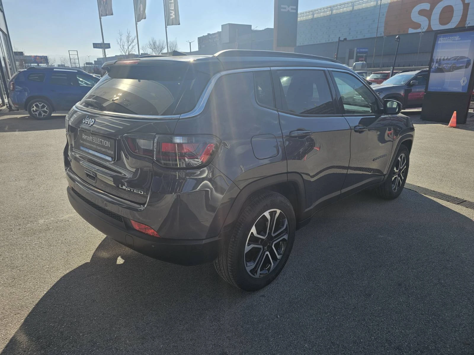Jeep Compass 1.3 Plug-In Hybrid 130hp 4x4 | Mobile.bg � ����������� 5