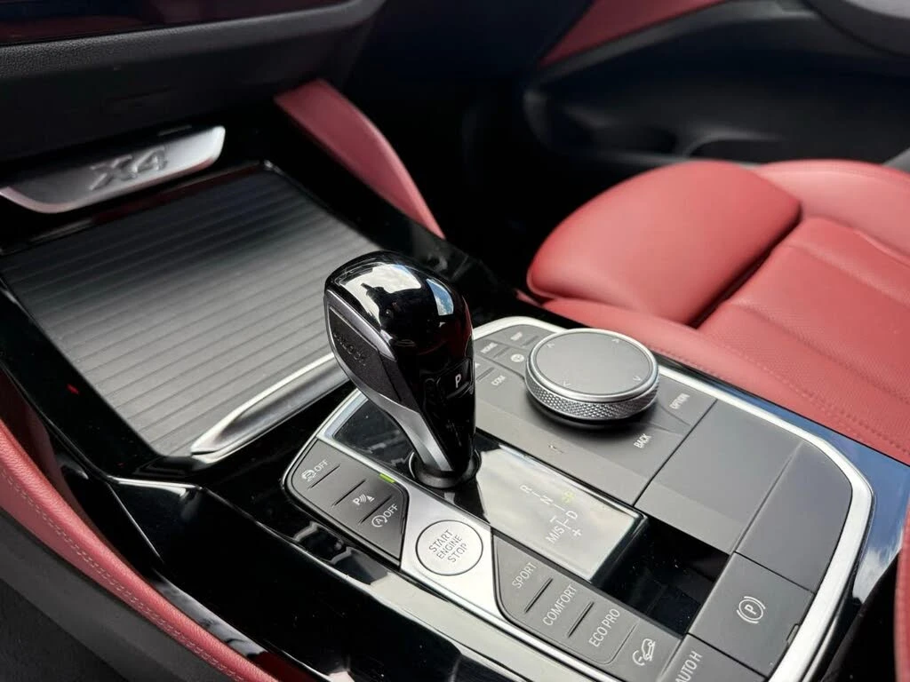 BMW X4 xDrive30i AWD, снимка 9 - Автомобили и джипове - 54360380