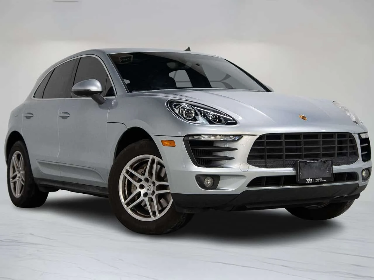 Porsche Macan * S | PREMIUM PLUS PKG | PANO | BOSE * CARFAX * ЦЕ, снимка 2 - Автомобили и джипове - 54783808
