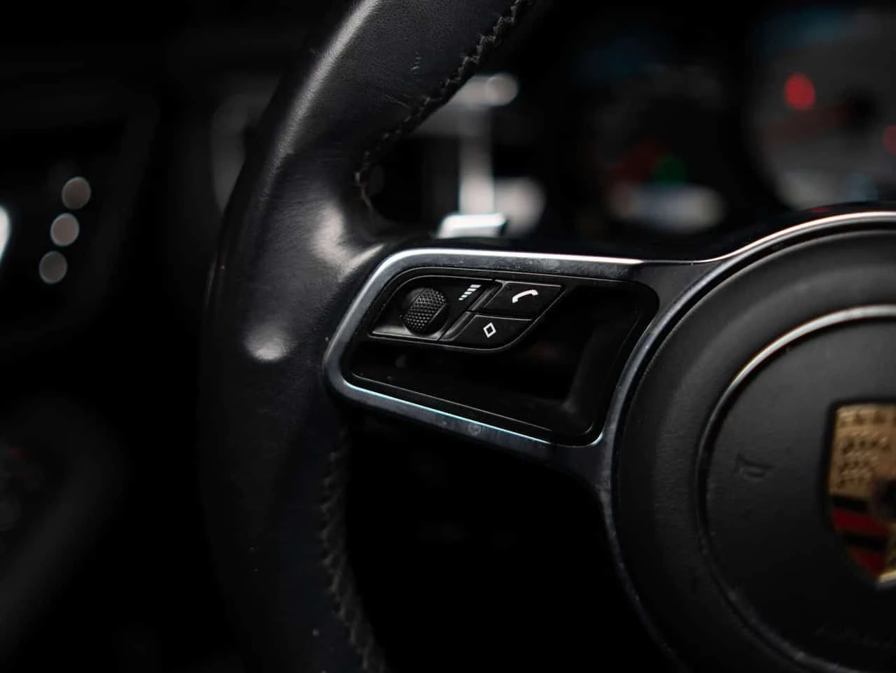 Porsche Macan * S | PREMIUM PLUS PKG | PANO | BOSE * CARFAX * ЦЕ, снимка 12 - Автомобили и джипове - 54783808