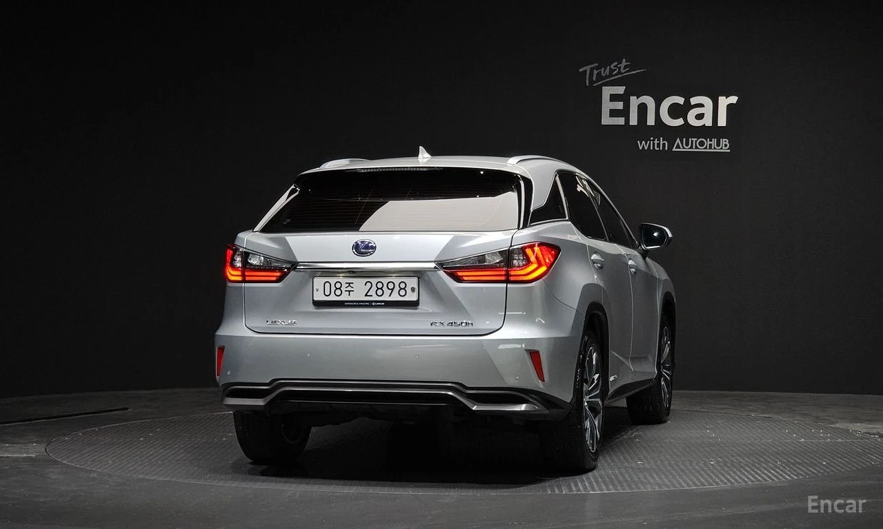 Lexus RX 450h EXECUTIVE* ПОДГРЕВ* ОБДУХВАНЕ* 360КАМЕРА* LANE* AS, снимка 4 - Автомобили и джипове - 54999566