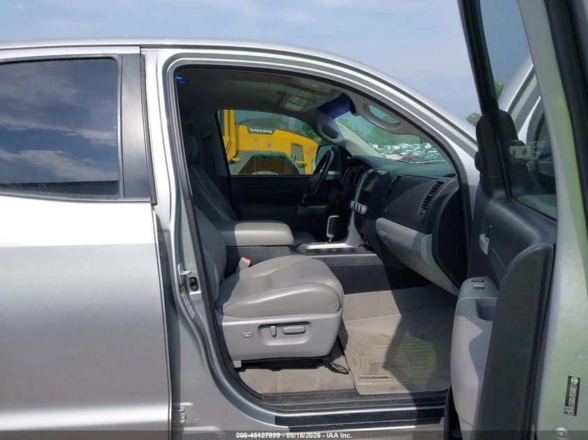 Toyota Tundra LIMITED, снимка 10 - Автомобили и джипове - 55048202
