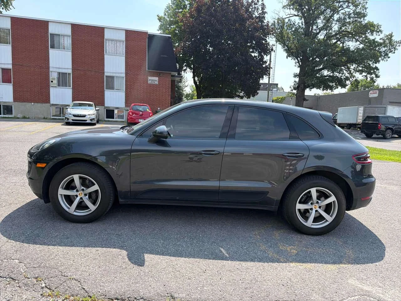 Porsche Macan * AWD 4dr * CARFAX * ЦЕНА ДО БГ, снимка 3 - Автомобили и джипове - 55267796