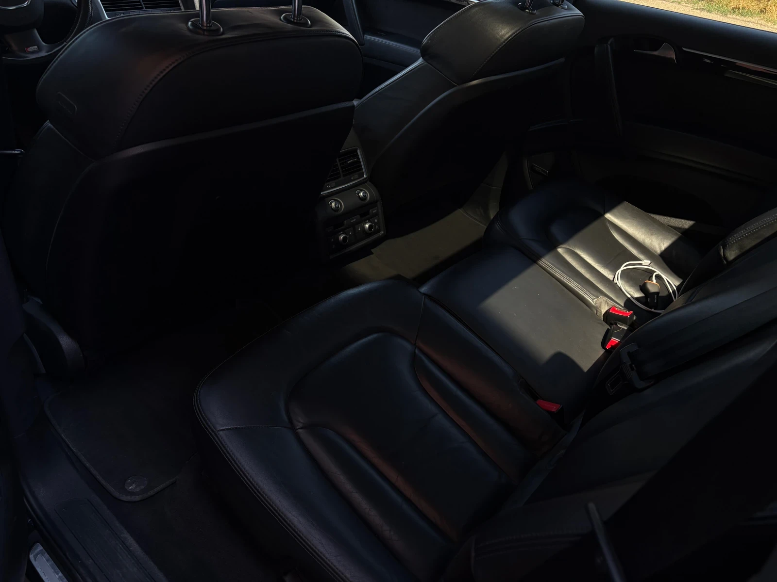 Audi Q7 4.2 TDI* FULL* Sline, снимка 6 - Автомобили и джипове - 55754700