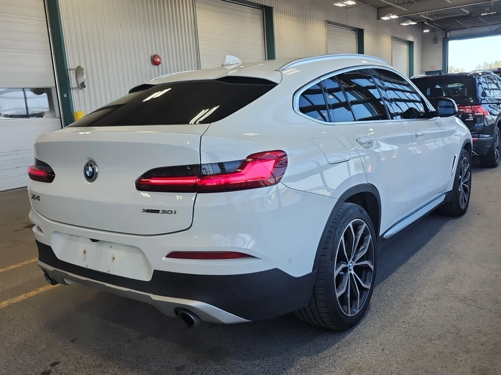 BMW X4 * XDRIVE30I * CARFAX * ОПЦИЯ ЗА ФИНАНСИРАНЕ * , снимка 3 - Автомобили и джипове - 55815477
