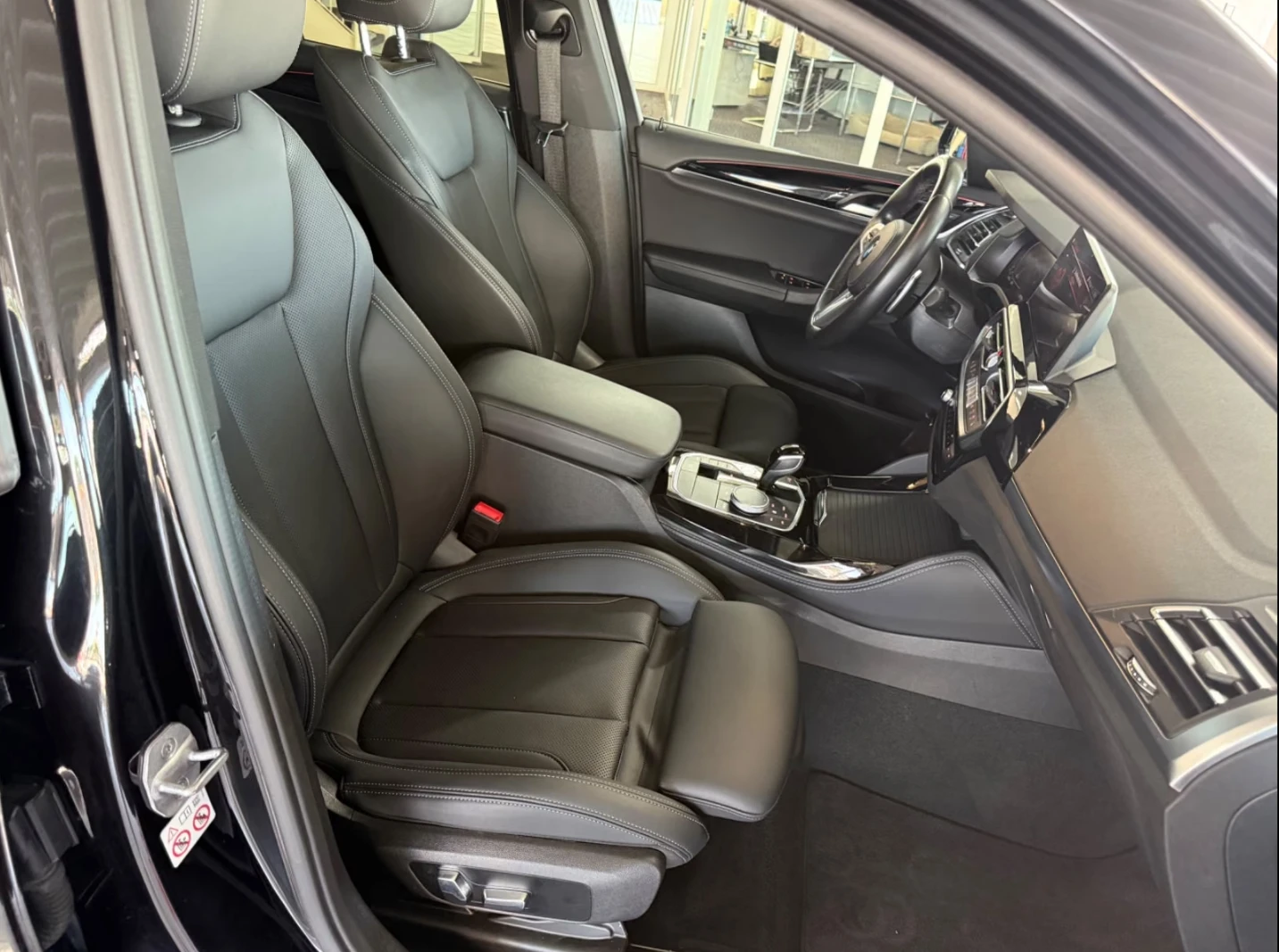 BMW X4 30i* XDRIVE* M-SPORT* PANO* , снимка 9 - Автомобили и джипове - 56128066