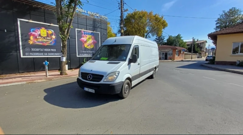 Mercedes-Benz Sprinter 311