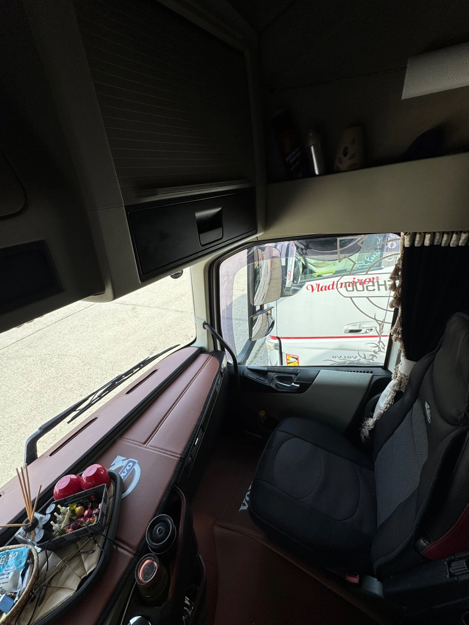 Volvo Fh 12 E6 500 hp, снимка 9 - Камиони - 54244527