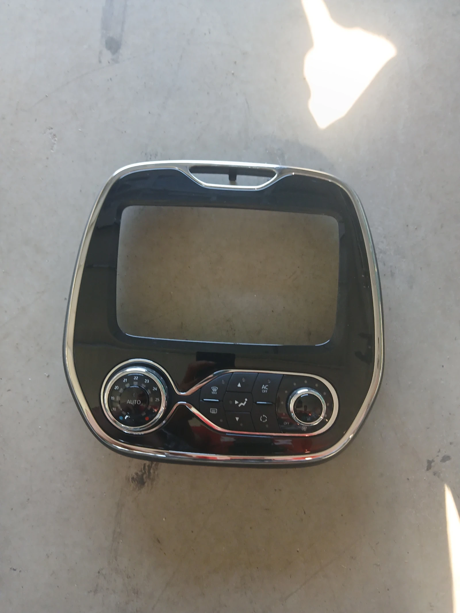 275108796 R климатроник Renault Captur 