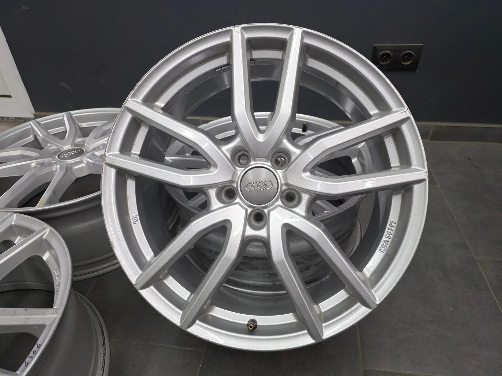 ������ �� Audi | Mobile.bg � ����������� 1