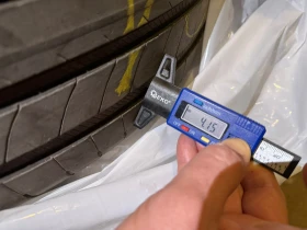 ����� �� �������� �� ���� 245/40R19