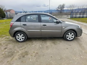 Kia Rio 1.4 бензин, снимка 8