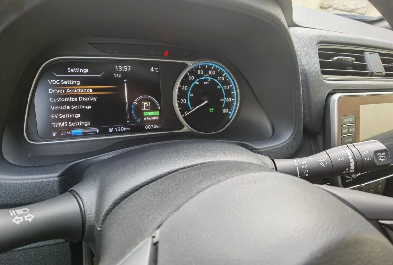 Nissan Leaf  62 kwh, снимка 14 - Автомобили и джипове - 41693203