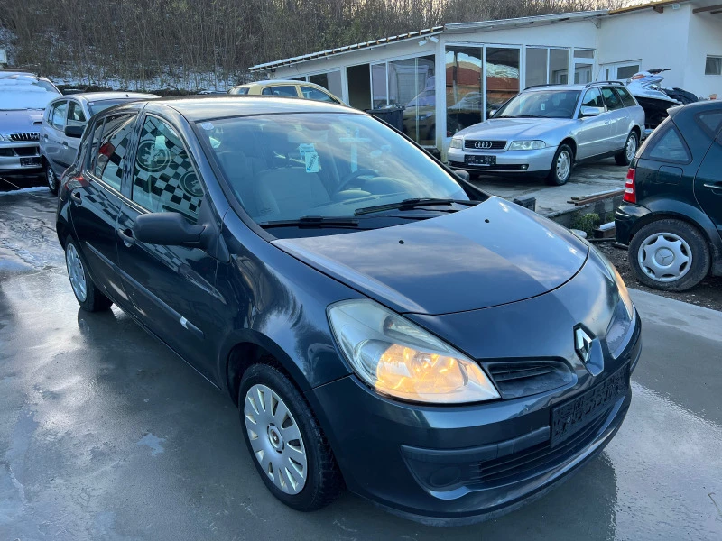 Renault Clio 1.2 бенз КЛИМАТРОНИК, снимка 3 - Автомобили и джипове - 47293360