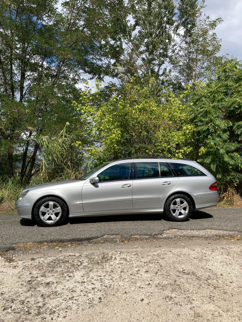 Mercedes-Benz E 270, снимка 3 - Автомобили и джипове - 47275272